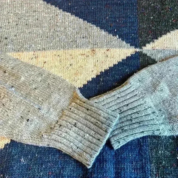 Vintage Men’s Madrigal Size L Colour Block  Sweater - Picture 2 of 4